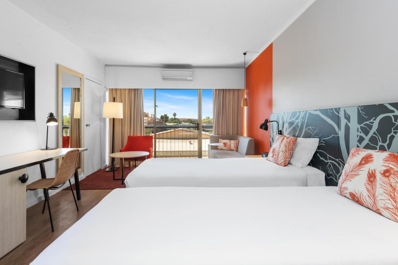 The Plaza Hotel Kalgoorlie Esterno foto