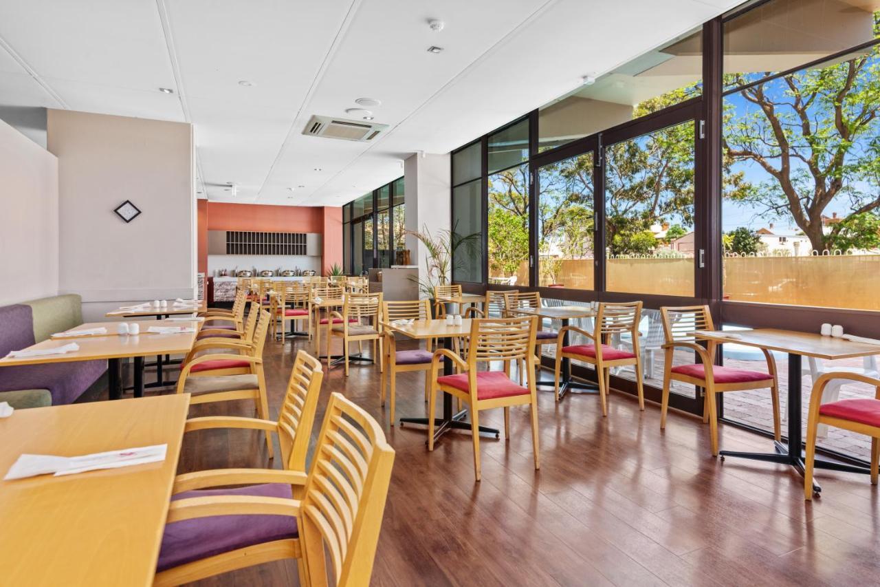The Plaza Hotel Kalgoorlie Esterno foto