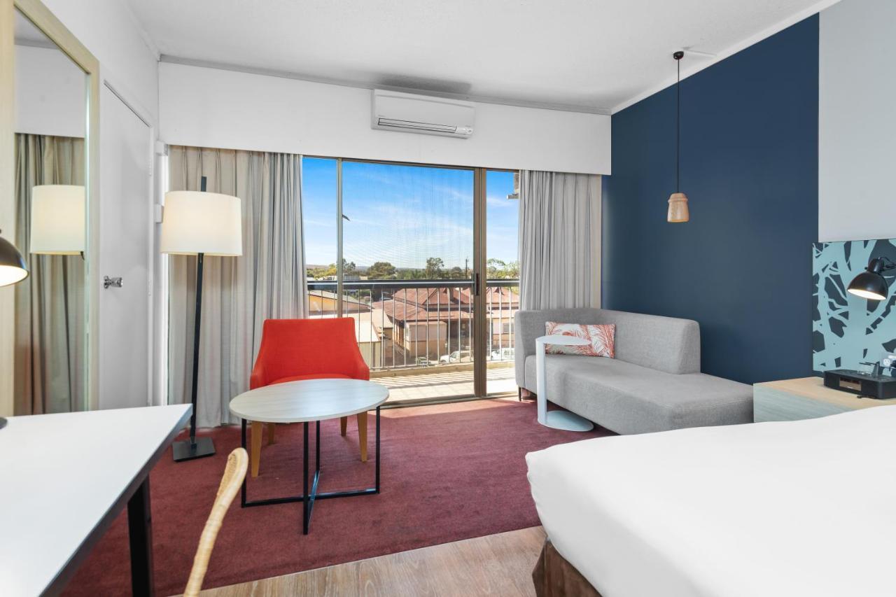 The Plaza Hotel Kalgoorlie Esterno foto
